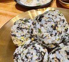 Korean Seaweed Rice Balls