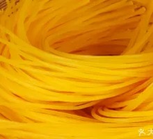 Yellow Thick Noodles