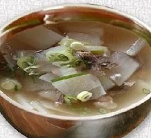 Beef and Radish Soup