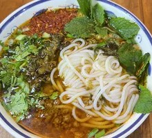Dai-style Meat Sauce Rice Noodles