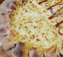 Golden Durian Pizza