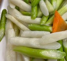Asparagus and Yam Stir-fry