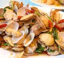 Spicy Stir-Fried Clams