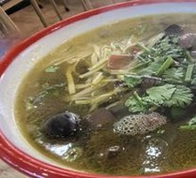 Duck Offal and Noodle Soup