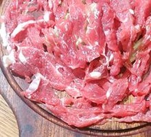 Freshly Sliced Yellow Beef