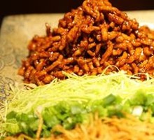 Beijing-style Shredded Pork in Soy Sauce