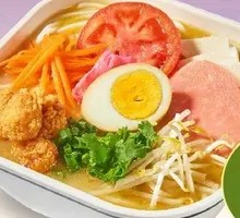 Three Delicacies Rice Noodles