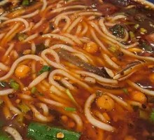 Red Sour Pork Rice Noodles