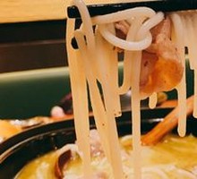 Crossing-the-bridge Rice Noodles