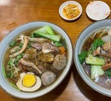 Family Feast Beef Noodle Soup