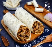 Spicy Chicken Gizzard Rolls