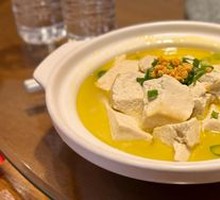 Sea Urchin Chicken Soup with Old Tofu