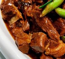 Braised Lamb with Red Sauce