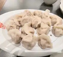 Fresh Pork Dumplings with Chinese Cabbage