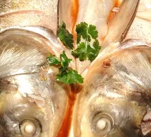 Steamed Fish Head with Chopped Chili in Clay Pot