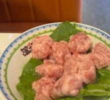 Hand-Pressed Fresh Meat Balls