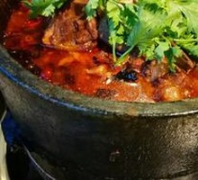 Special Health-Preserving Stone Pot Chicken