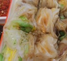 Beef and Egg Rice Noodle Roll