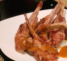 Black Pepper Roasted Lamb Chops