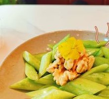 Pepper Oil Cucumber with Almonds