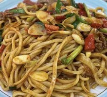 Spicy Beef Fried Rice Noodles