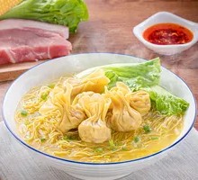 Chicken Soup Wonton Noodles