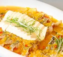 Yellow Pepper Sauce Tofu Steamed Yellow Croaker
