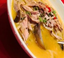 Sour Soup Simmered Pig's Tripe with Bamboo Shoots