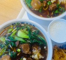 Beef Noodles with Egg