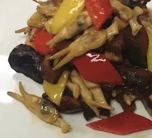 Spicy Oil-Plunged Clams