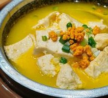 Sea Urchin Chicken Soup with Old Tofu