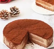 Sweet Bunny Cake with Ice Cream Texture