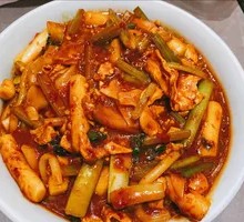 Chicken Stir-fried with Tofu Skin and Vermicelli