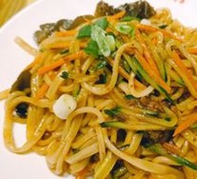 Stir-Fried Noodles