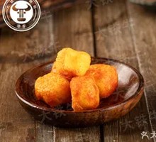 Braised Tofu Puffs in Sauce