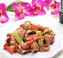Bell Pepper Stir-fried Donkey Intestine