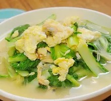 Bok Choy Stir-Fried with Clam Meat