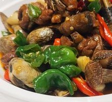 Double Clam Stir-Fried Chicken