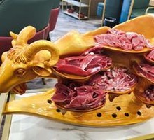 Golden Sheep Welcomes the New Year - 7 Pieces of Whole Lamb