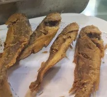 Crispy Pepper and Small Yellow Flowers