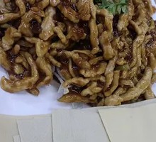 Beijing-style Shredded Pork in Soy Sauce