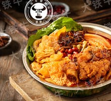 Pork Trotter Snail Noodles