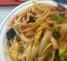 Beef Stir-Fried Knife-Cut Noodles