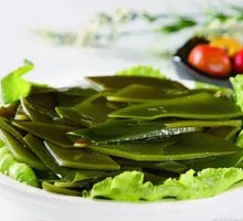 Chinese Cabbage and Kelp Stir-fry