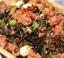 Signature Ginkgo Tea-Smoked Chicken