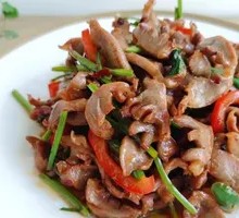 Spicy Stir-Fried Chicken Gizzards