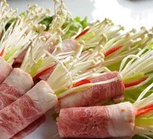 Bacon and Enoki Mushrooms