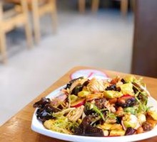 Signature Mixed Salad