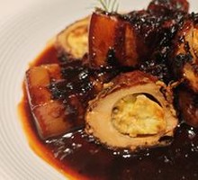 Braised Pork Belly with Egg Skin
