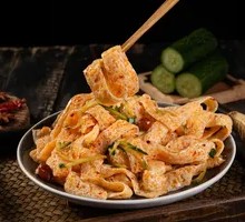 Spicy Beef Tendon Noodles